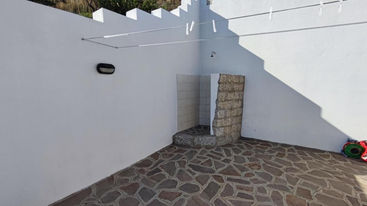 Casa L'Ulivariu Affittacamere San Teodoro  Exterior photo