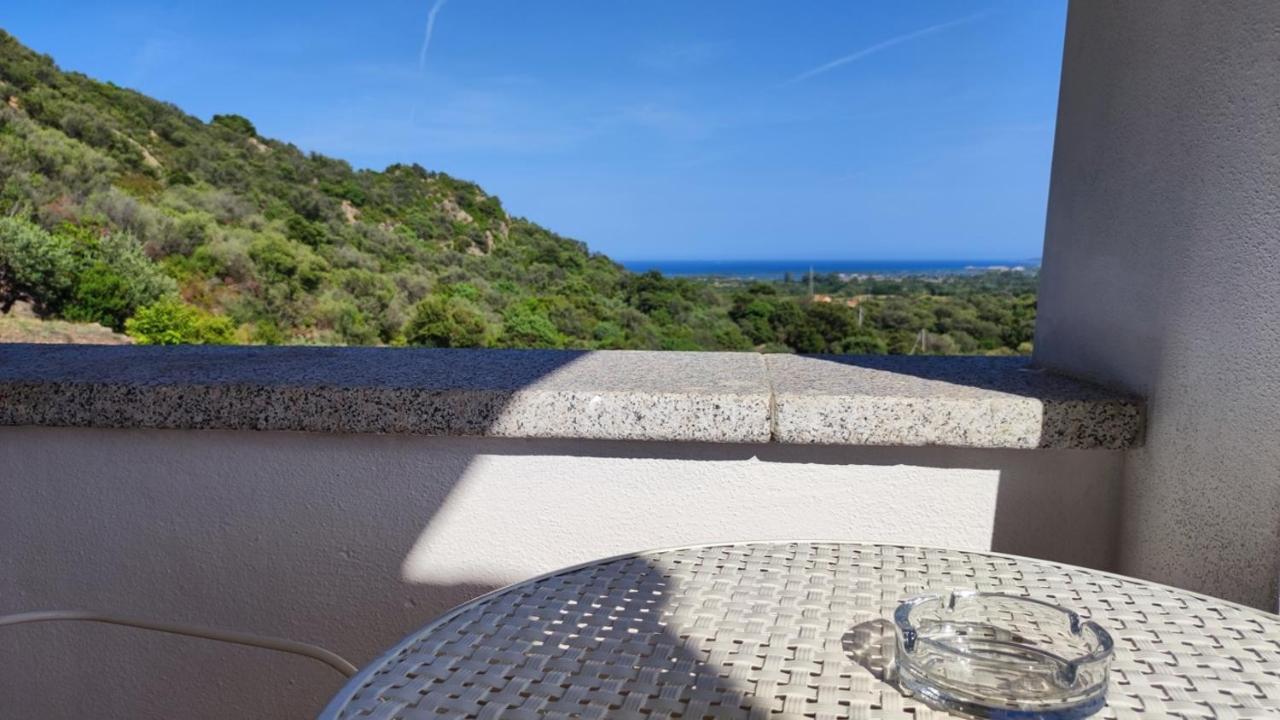 Casa L'Ulivariu Affittacamere San Teodoro  Exterior photo